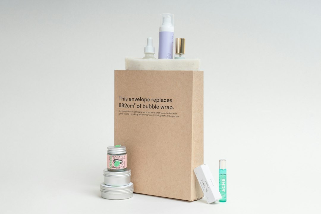 Sustainable paper packaging and product boxes